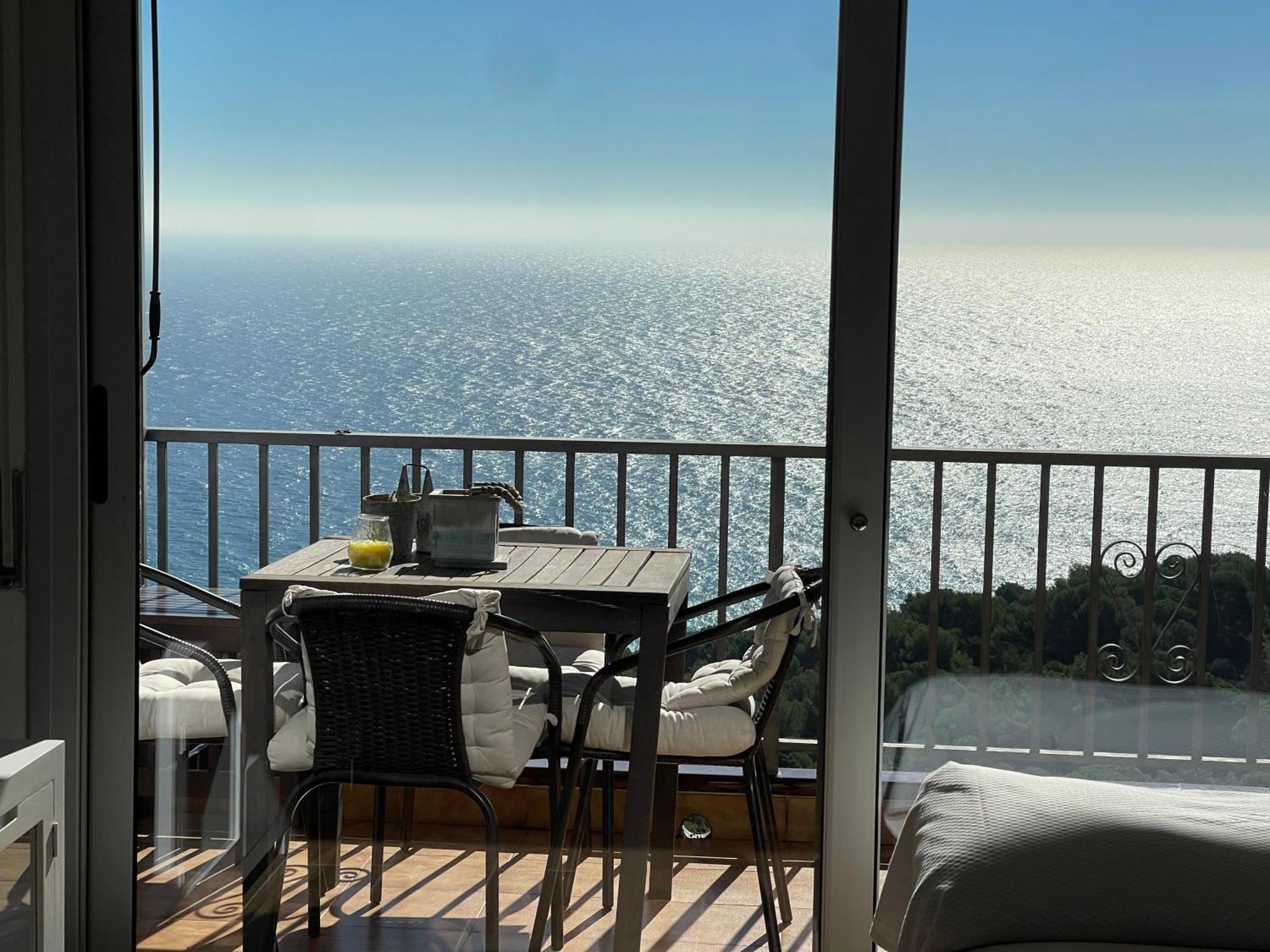 Seahomes Vacations, La Casa Blue Mediterranean Lifestyle Blanes Exterior photo